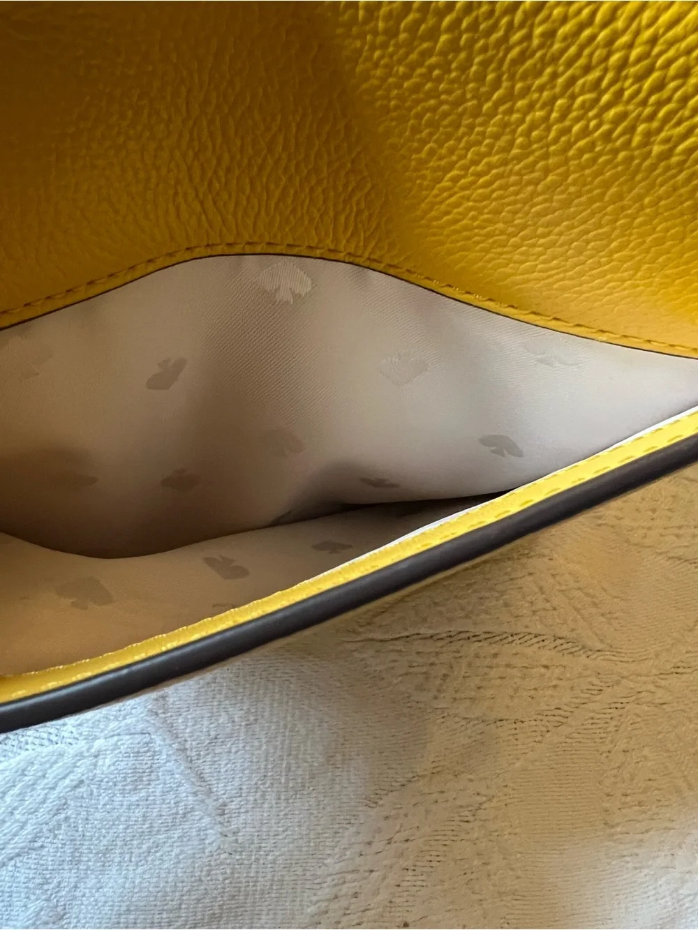 kate spade compact pebbled